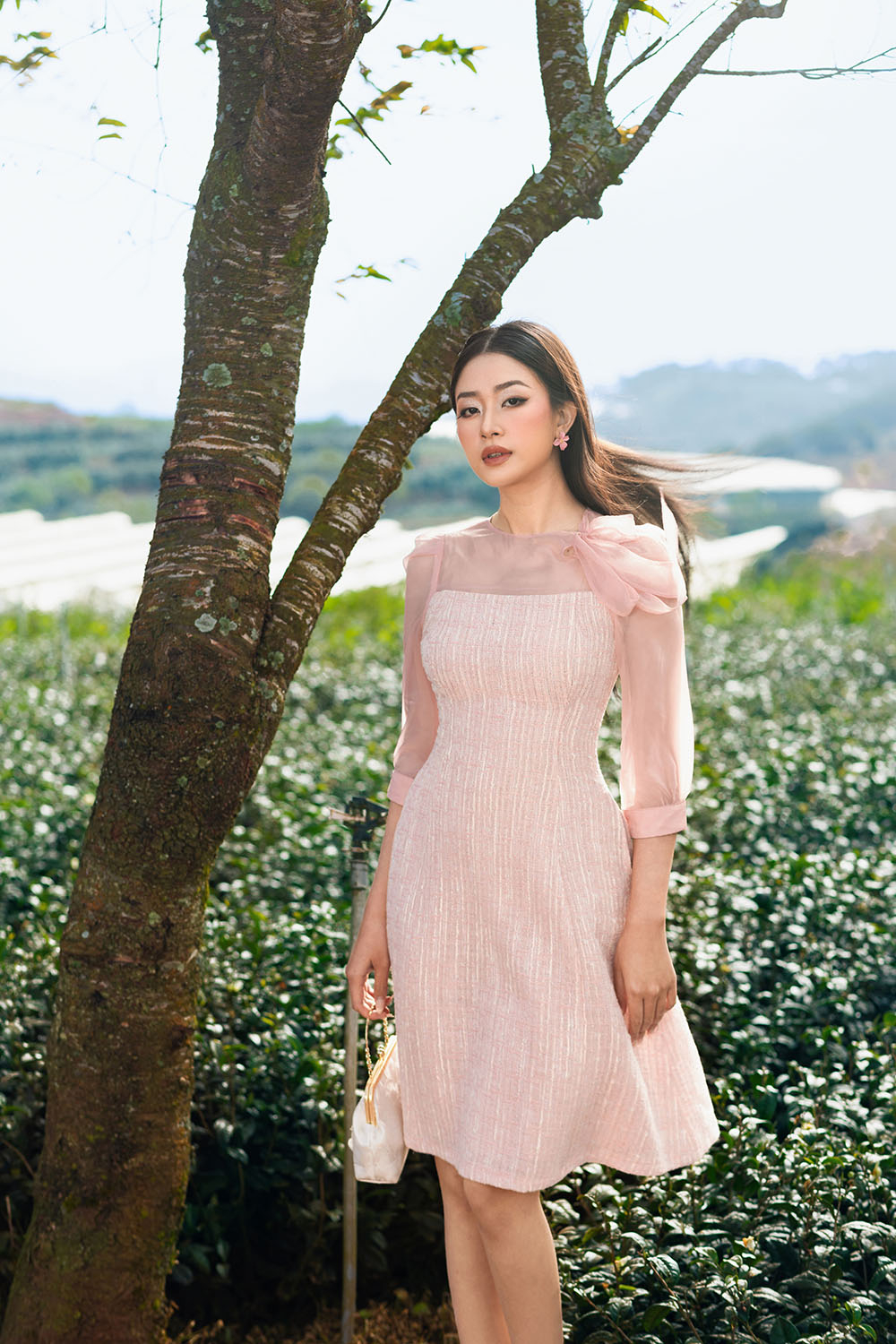 dam-tweed-phoi-to-hong-dang-a-that-no-co-kk183-26-1 Đầm tweed phối tơ hồng dáng A thắt nơ cổ KK183-26