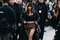 Lisa (BlackPink) đạt đến đỉnh cao nhan sắc