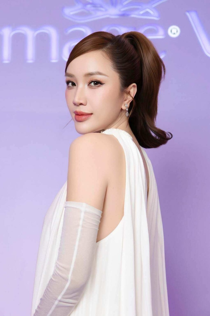 1782866215-6a369129e7-bao-thy-3-7109-2828-8560-width740height1110 Bảo Thy khoe vẻ gợi cảm sau giảm cân - 10