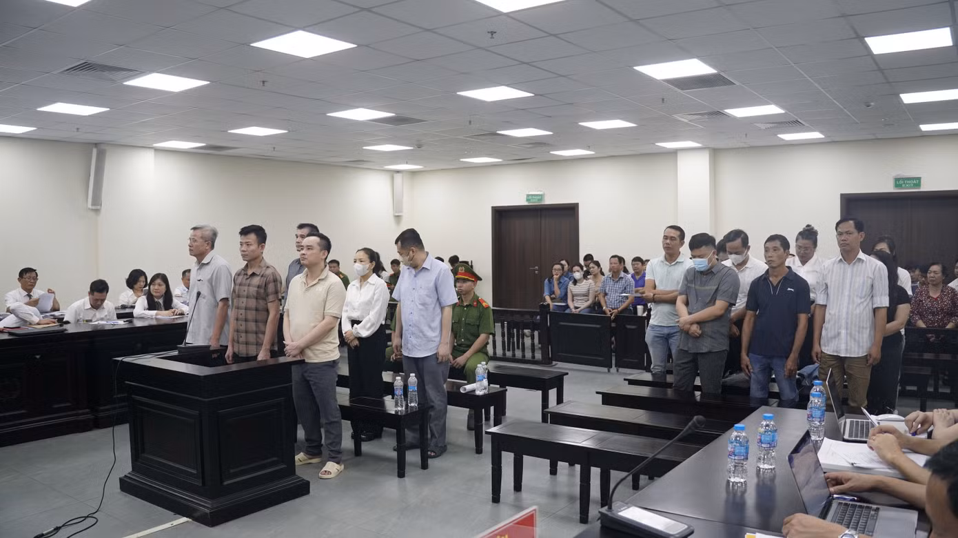 1782904791-c694267cfa-1-width1390height780 Các bị cáo tại phiên tòa.