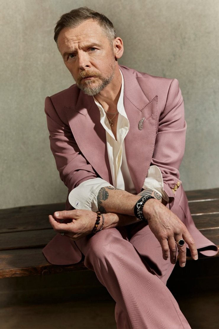 1783929100-b200183e05-878-98210-6-n-920-width740height1110 Tài tử Simon Pegg.