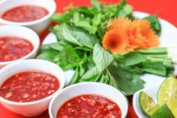 adt1768204888-tietcanhde6147e9df5a2a-17634-0-0-487__anh_cat_3_2 Người đàn ông ở Hà Tĩnh nguy kịch sau khi ăn tiết canh dê
