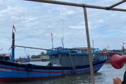 adt1783048118-b759af37e4-keu-goi-tau-thuyen-tranh-__anh_cat_3_2 Bão số 1 Maysak đang giật cấp 10 trên Biển Đông, 3 tỉnh đón gió mạnh nhất