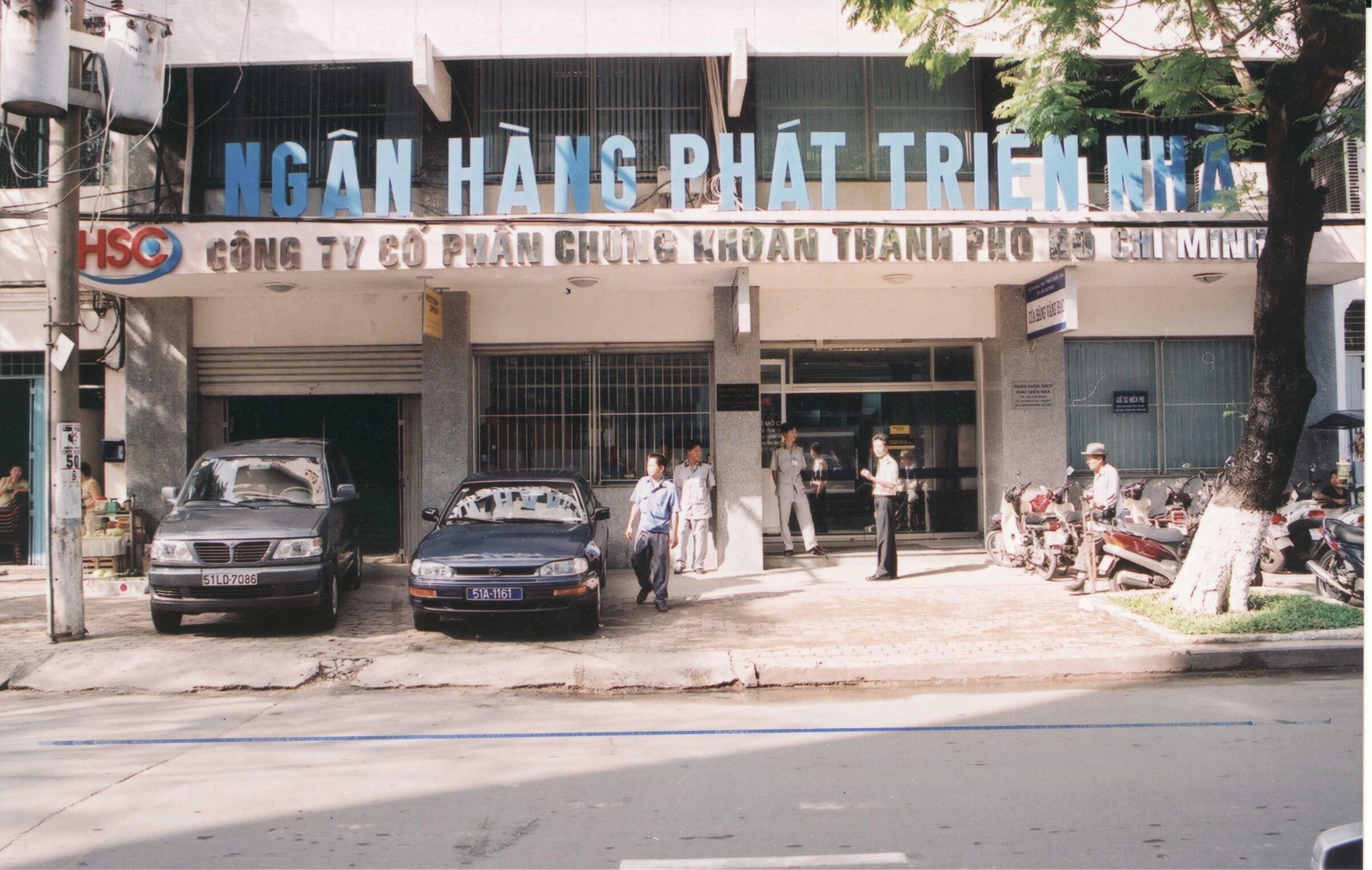 ban-sao-cua-hdbank-hoi-so-nam-8686-4127-1782977760