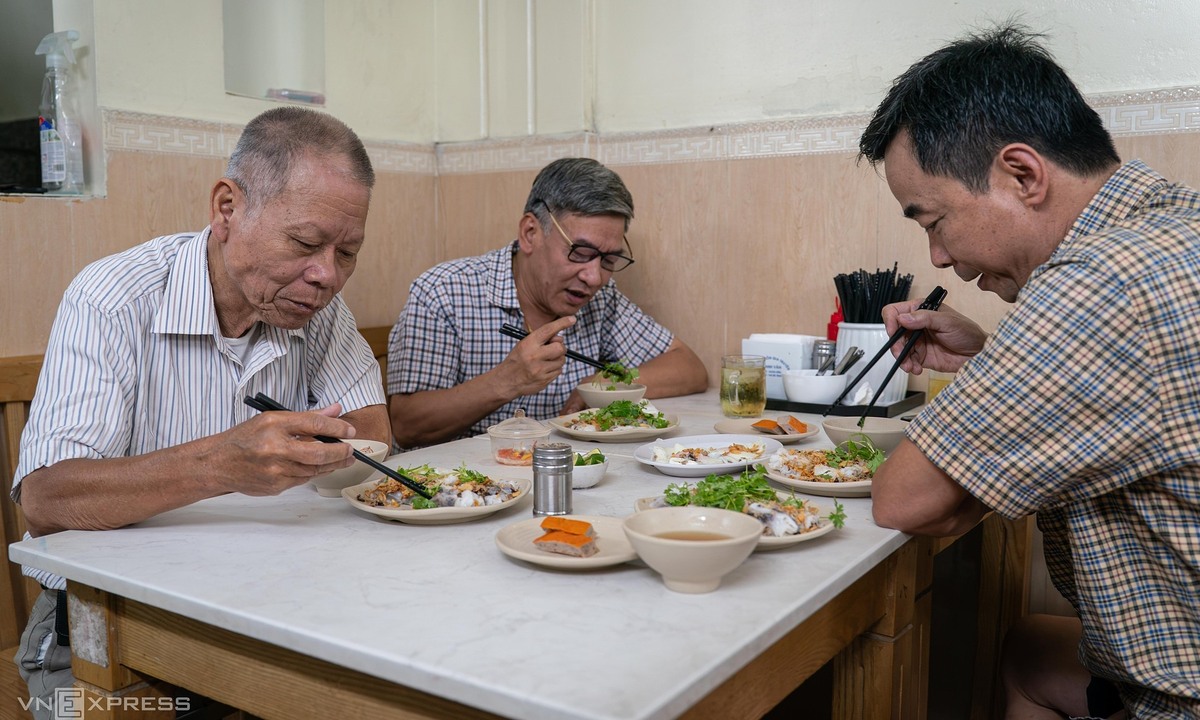 banh-cuon-hang-ga-of-1784370950-1784371085