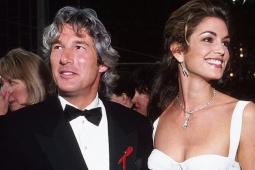 Con gái mặc váy giống Cindy Crawford 21 năm trước