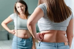 4 thói quen hàng ngày âm thầm gây tích mỡ bụng mà bạn không hay biết