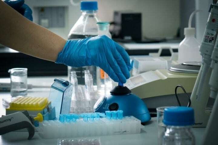 1785725419-3513382bc5-vaccine-ung-thu-nga-76-width720height480 Vaccine mRNA điều trị ung thư của Nga mở ra hy vọng mới nhưng mới ở giai đoạn nghiên cứu ban đầu. (Ảnh minh hoạ)