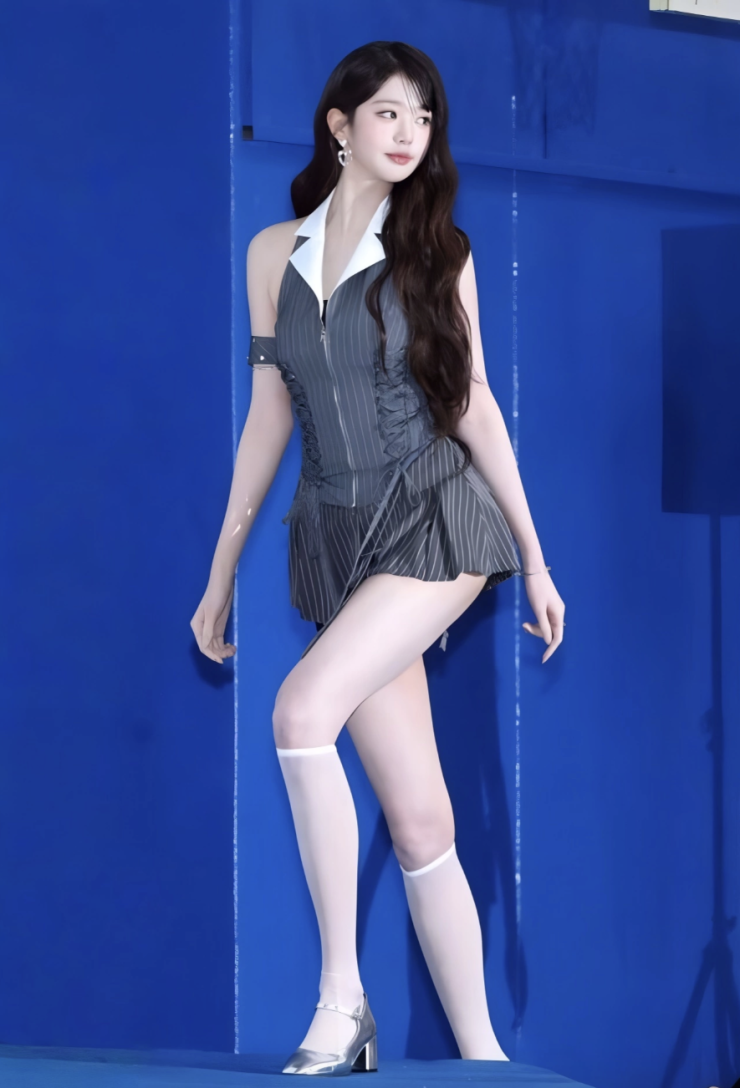 Jang Won Young tại sự kiện K-World Dream Awards 2025. Ảnh: Nate