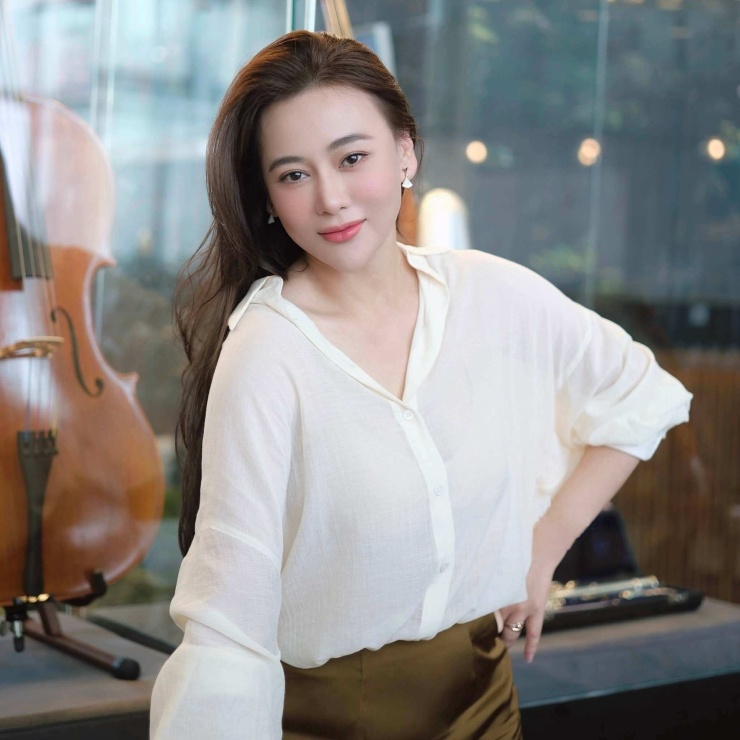 Sắc vóc gái hai con của Phương Oanh - 1