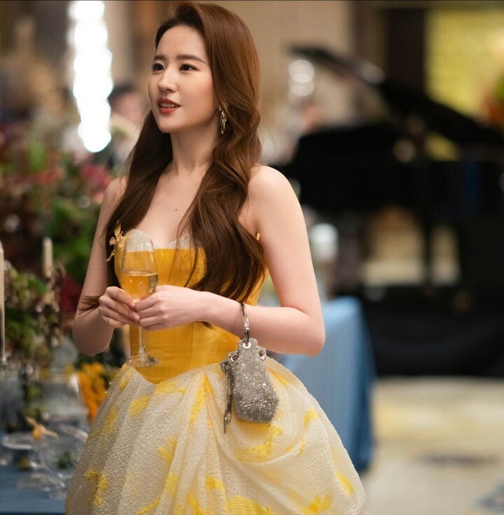 Ngỡ ngàng nhan sắc 'thần tiên tỷ tỷ' Lưu Diệc Phi ngày ấy - bây giờ - 9