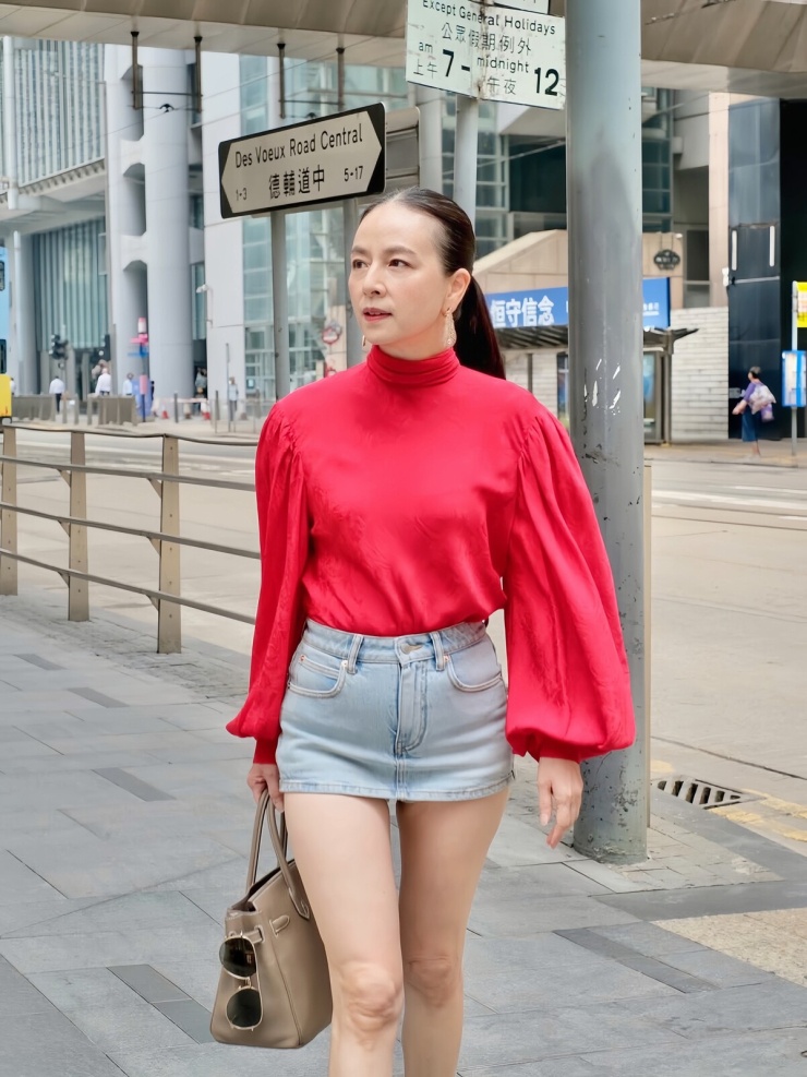 1787999238-09b540d9b0-img-3244-3644-width740height987 Madam Pang gây sốt với nhan sắc - 11