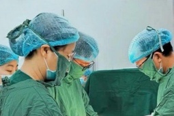 adt1748255056-san-7065-9218__anh_cat_3_2 Ca mổ ‘ngàn cân treo sợi tóc’ cứu mẹ con sản phụ tiền sản giật nặng, rối loạn máu hiếm gặp