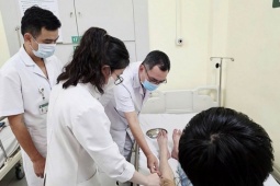 adt1776302534-b53b363f5c-liet-chan-00__anh_cat_3_2 Ngồi khoanh chân khi học, nam sinh 19 tuổi bị liệt bàn chân