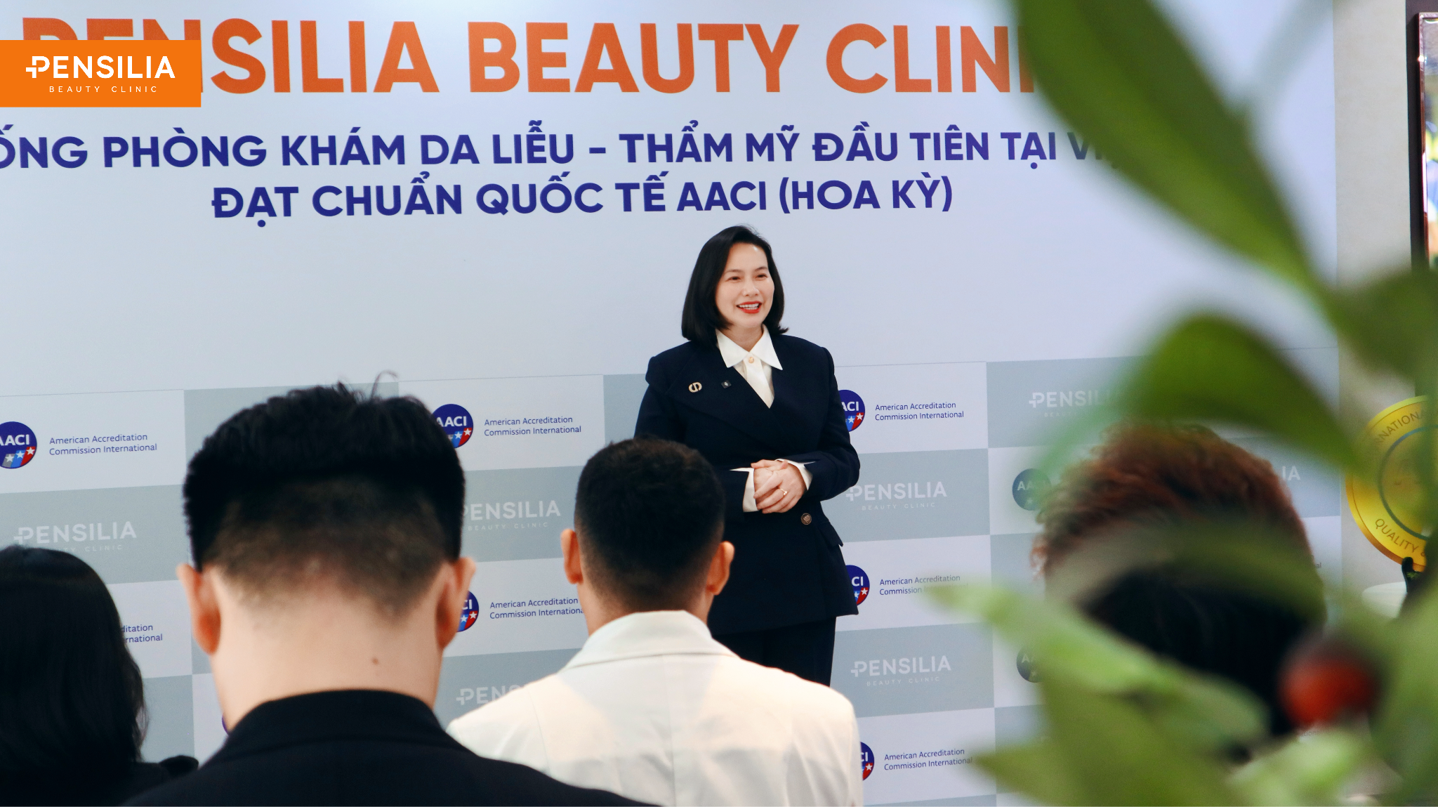 image12-1787645561-128-width2048height1149 5 Quyền lợi khi chọn phòng khám đạt AACI - 1