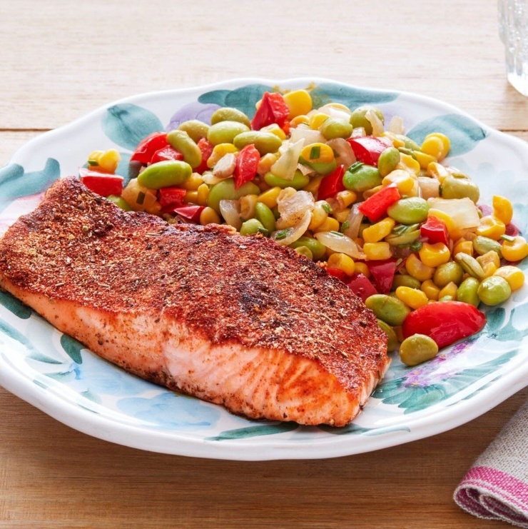 1789706475-d6e304eb24-high-protein-dinner-recipes-bl-7997-3411-5551-width740height741 Bữa tối nên ưu tiên protein và rau để tăng cảm giác no, thay vì cắt giảm tinh bột quá mức rồi dễ đói và ăn thêm vào cuối buổi tối. Ảnh: The Pioneer Woman