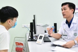 adt1742518051-benh-vien-bach-mai-khuyen-nguoi-dan-__anh_cat_3_2 PGĐ Bệnh viện Bạch Mai mong người dân thay đổi thói quen đi khám bệnh