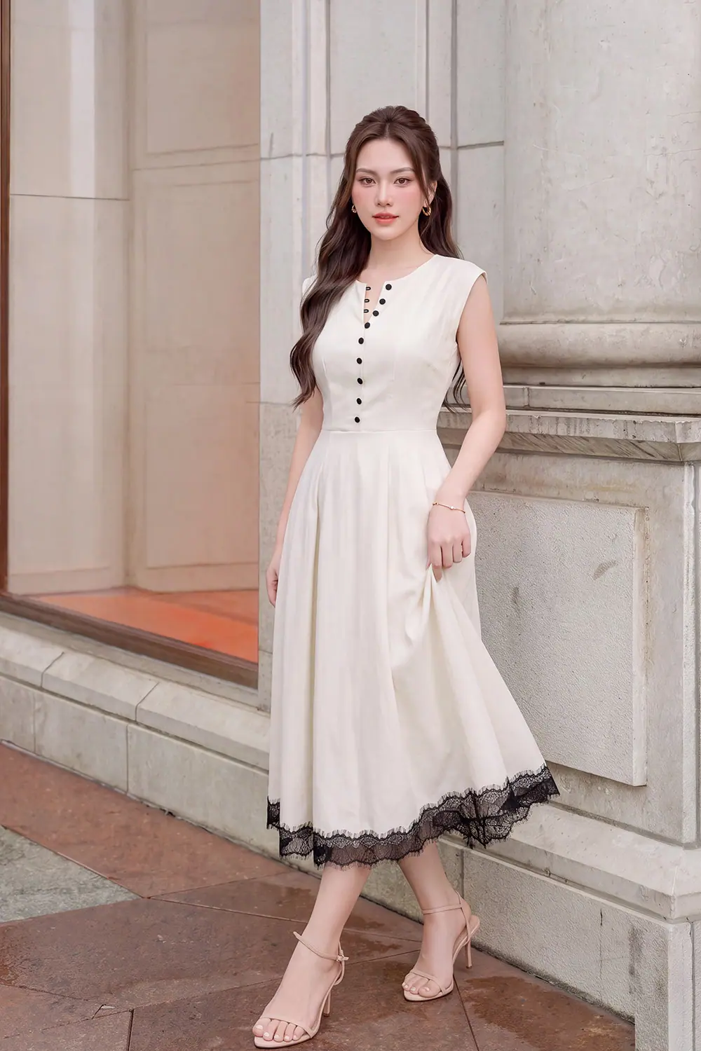 dam-linen-dang-xoe-dai-co-v-phoi-ren-kk189-31 Đầm linen dáng xòe dài cổ V phối ren KK189-31
