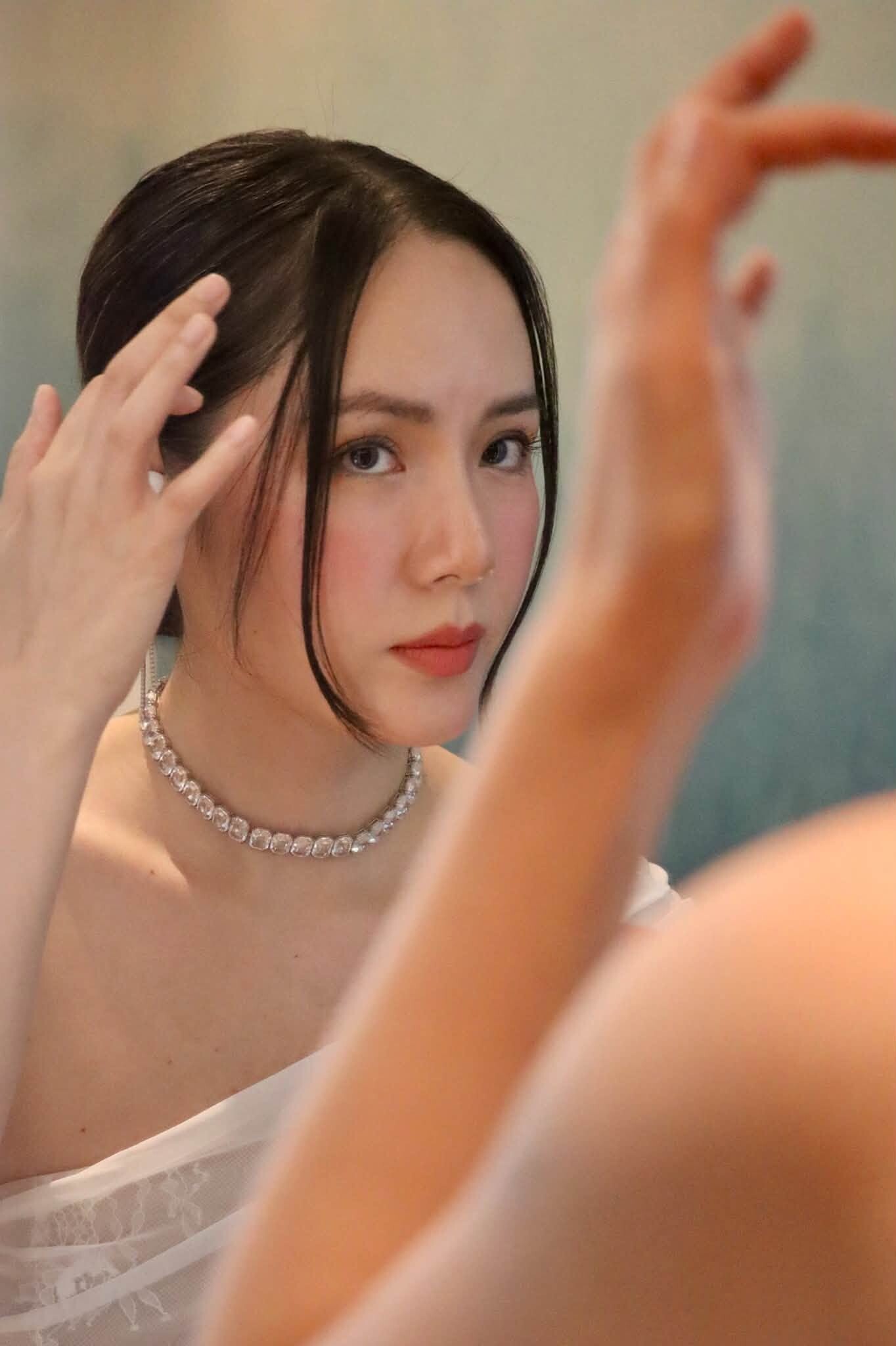 Mỹ nhân Thanh Hóa 42 tuổi chưa chồng, giữ gìn sắc vóc quyến rũ - 7