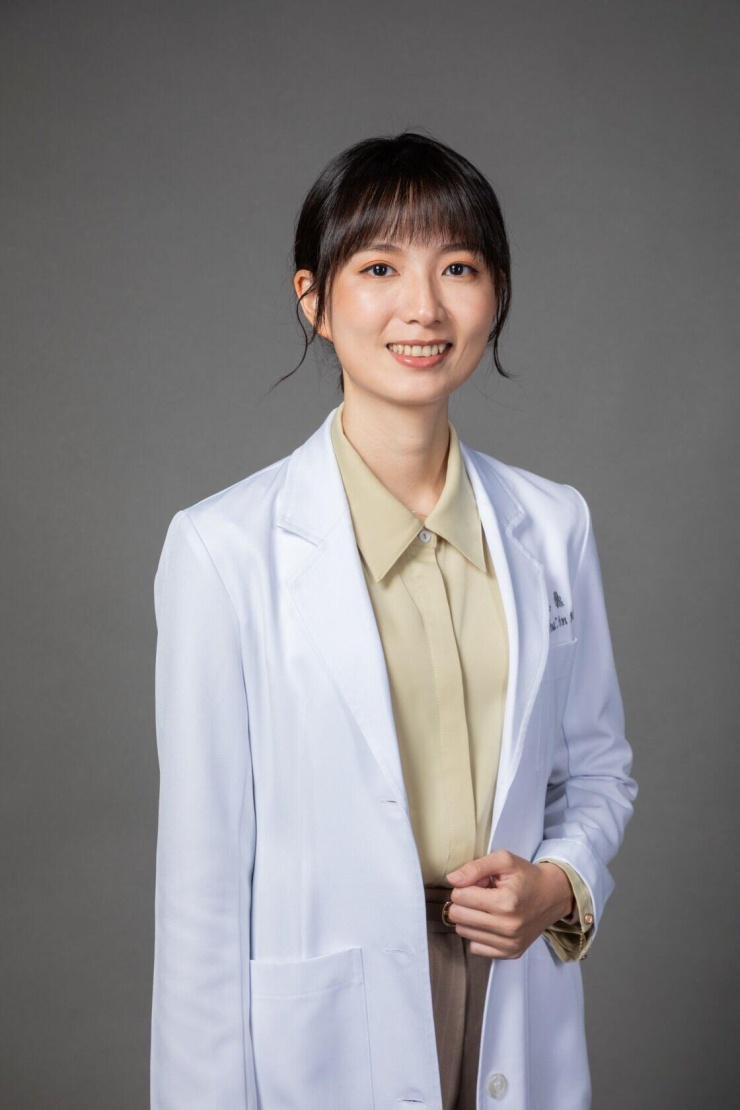 Bác sĩ Lâm Định Hoa