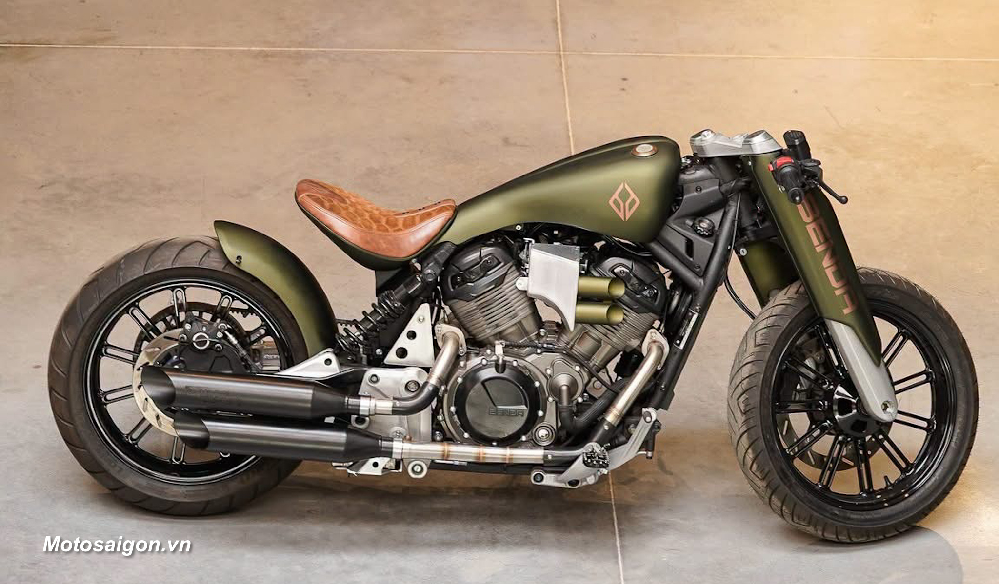 benda-napoleon-500-bobber-do-dep-2027-danh-gia-xe-review-motosaigon-1-1 Benda Napoleon 500 Bobber độ phong cách quân đội cực đẹp