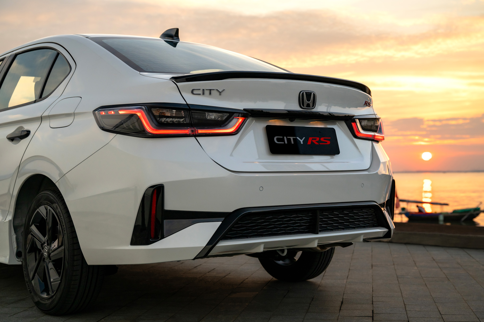 honda-city-rs-l-2027-gia-xe-motosaigon-14