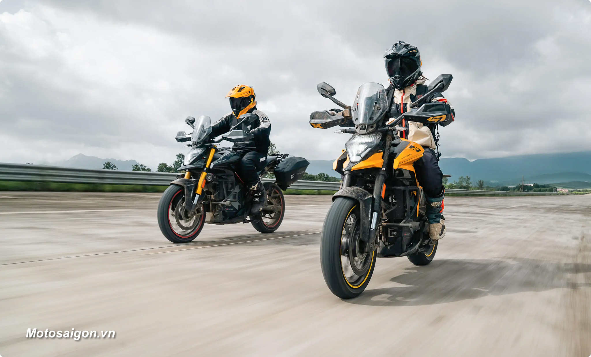 ultraviolette-x47-venom-danh-gia-xe-moto-dien-ev-motosaigon-04