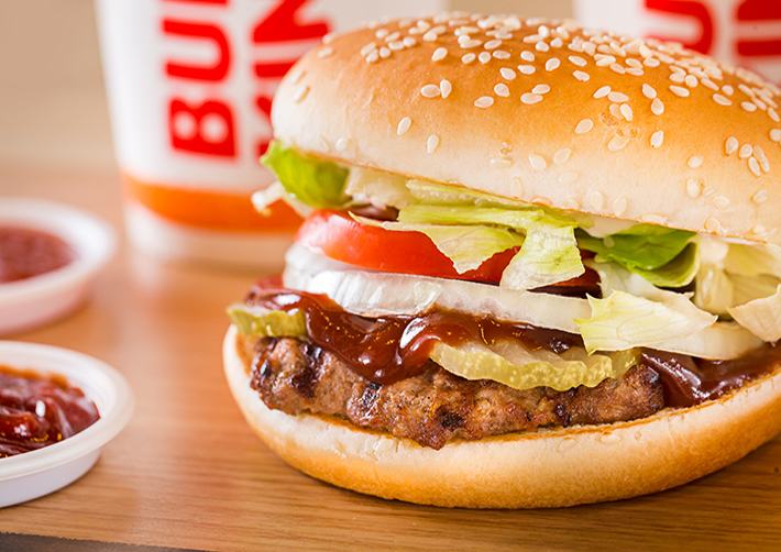 Burger Whopper Jr. là sự kết hợp hoàn hảo của nhiều hương vị