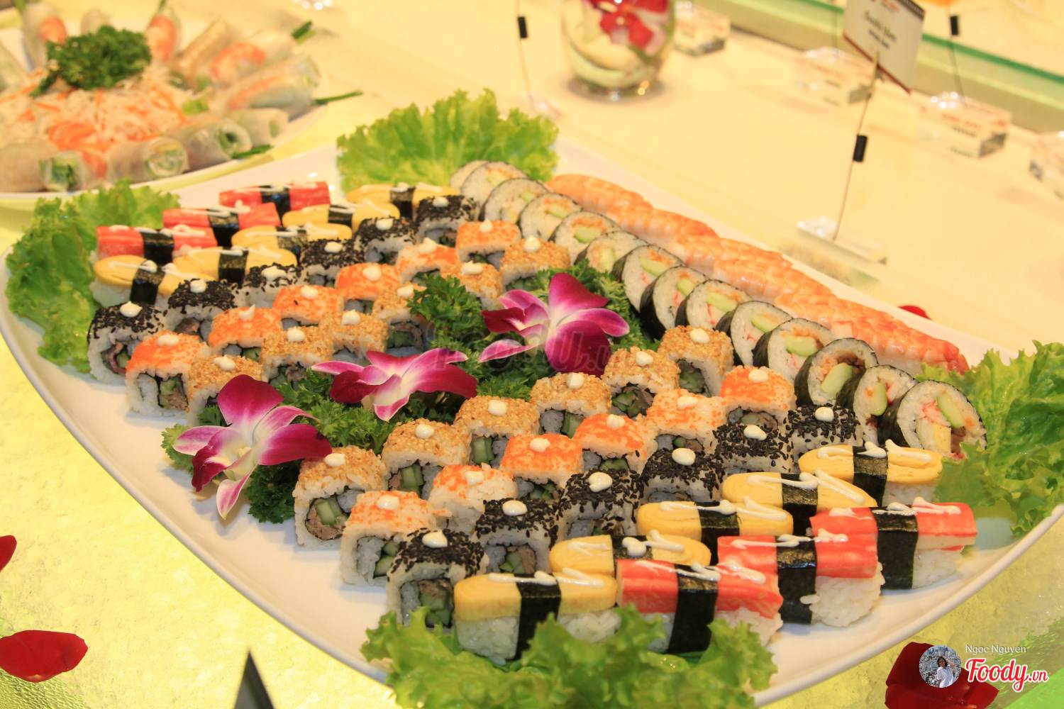 Buffet sushi tươi ngon đủ lựa chọn