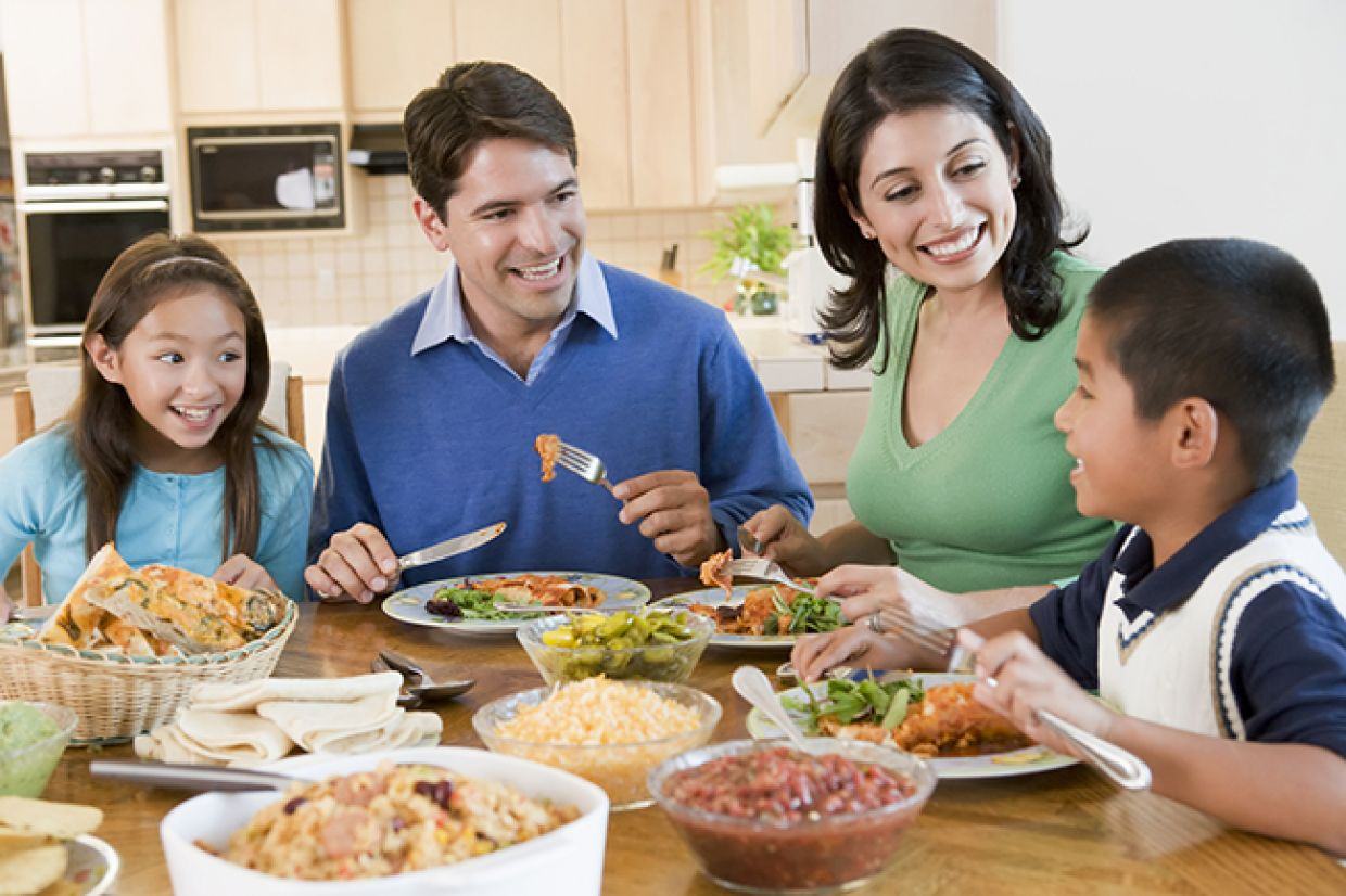 Bữa ăn sáng rấт quan trọng đối với mỗi thành viên trong gia đình
