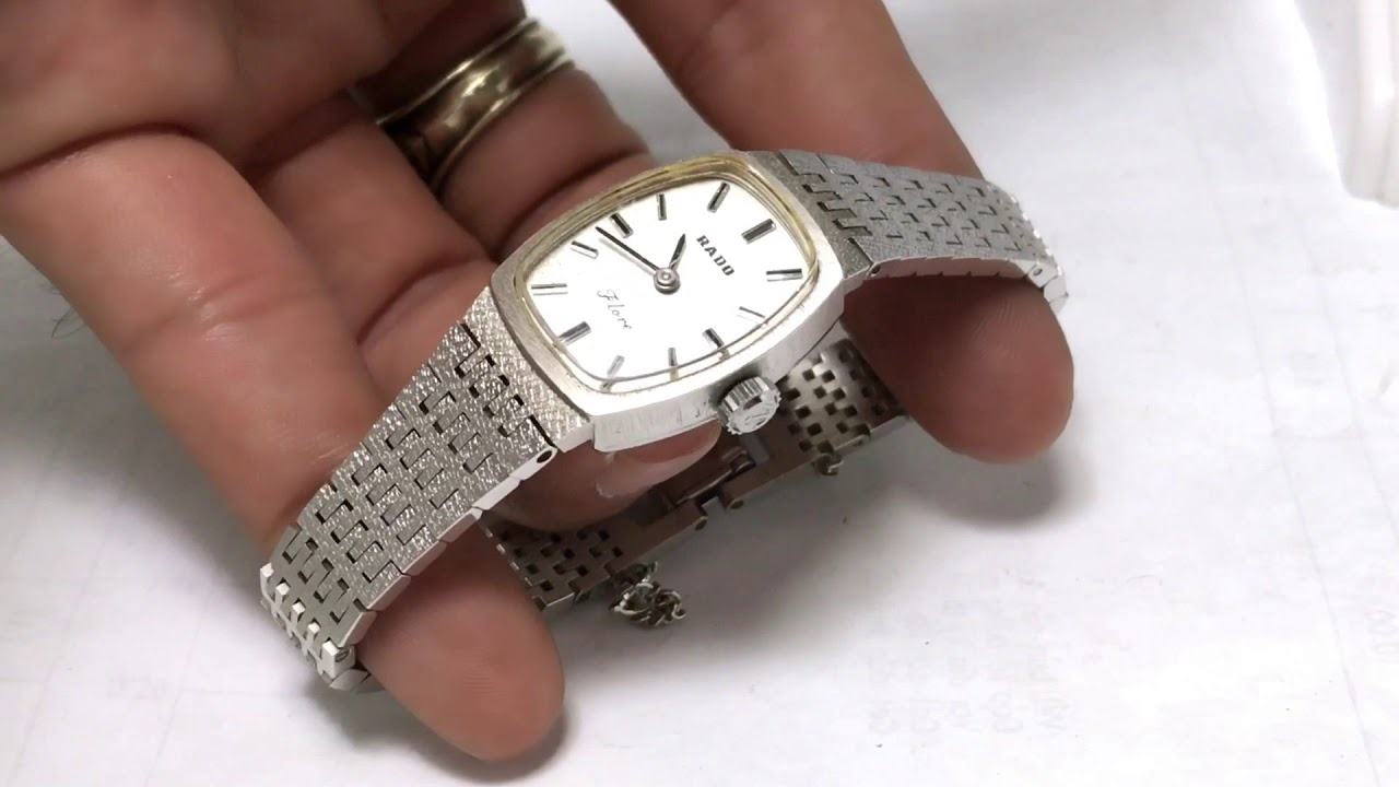 Đồng hồ nữ Rado kiểu dáng mới lạ, độc đáo