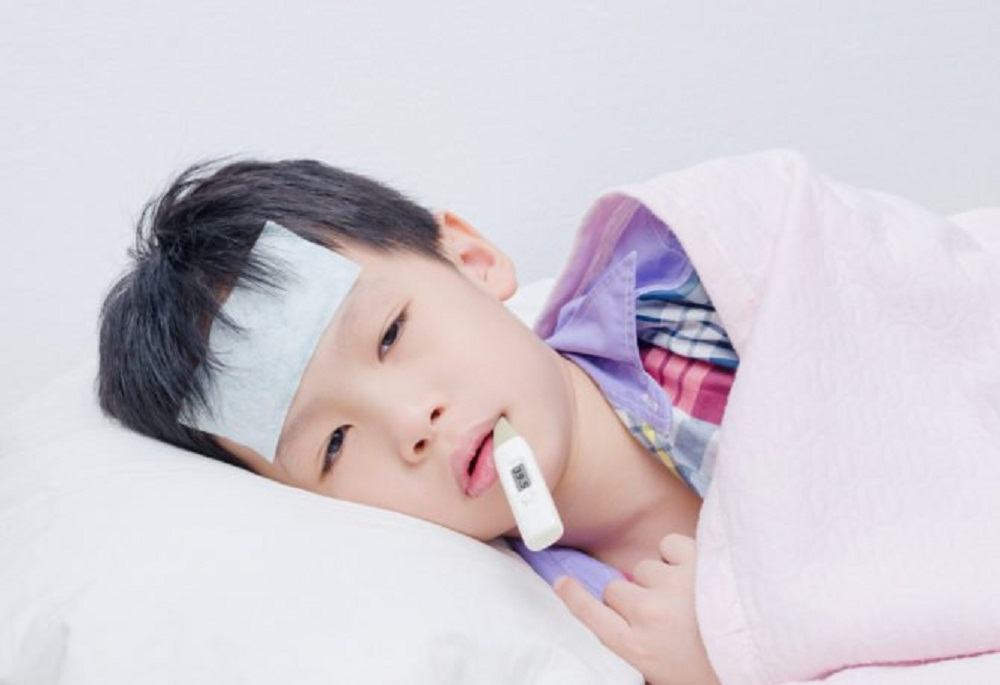 11 miếng dán hạ sốt Nhật Bản cho trẻ nhỏ, người lớn hiệu quả tức thì