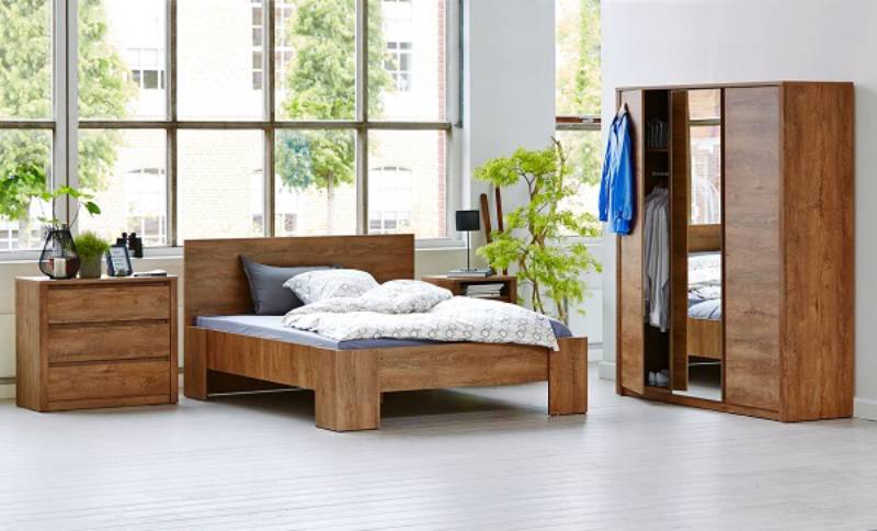 Khung giường gỗ công nghiệp Vedde Plus màu sồi (Nguồn: adayroi.com)