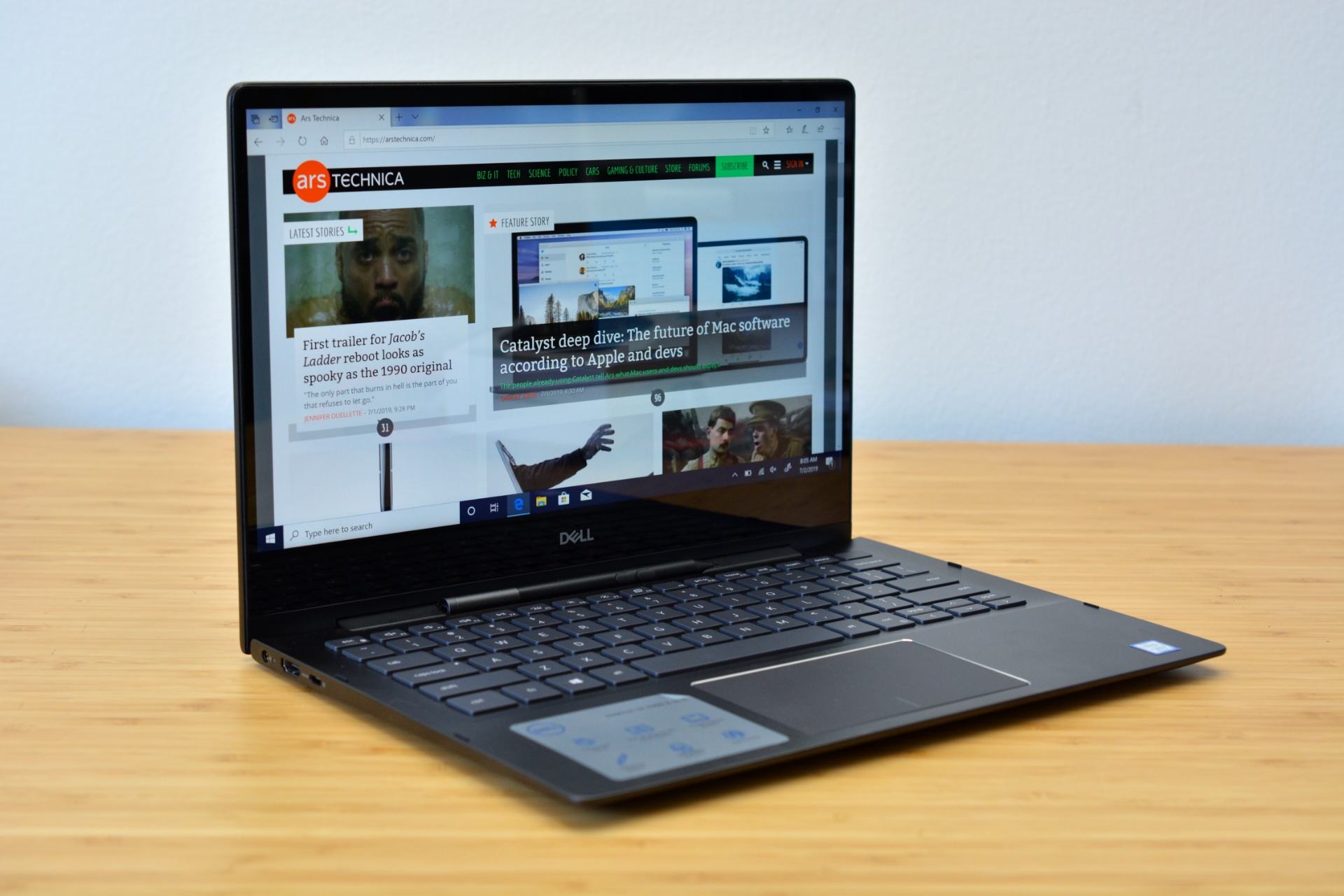 Laptop Dell Inspiron là dòng laptop phổ thông cho mọi nhu cầu