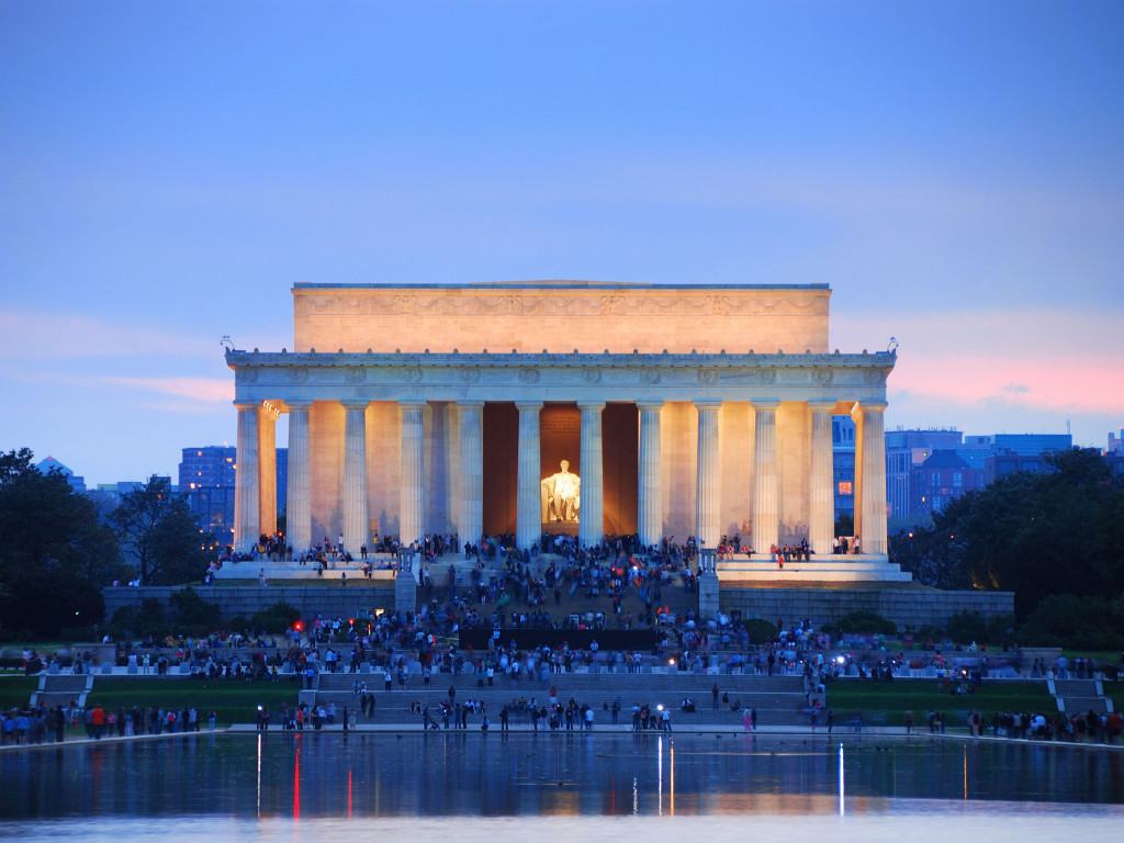 Đài tưởng niệm Lincoln trong vẻ đẹp tinh tế 
