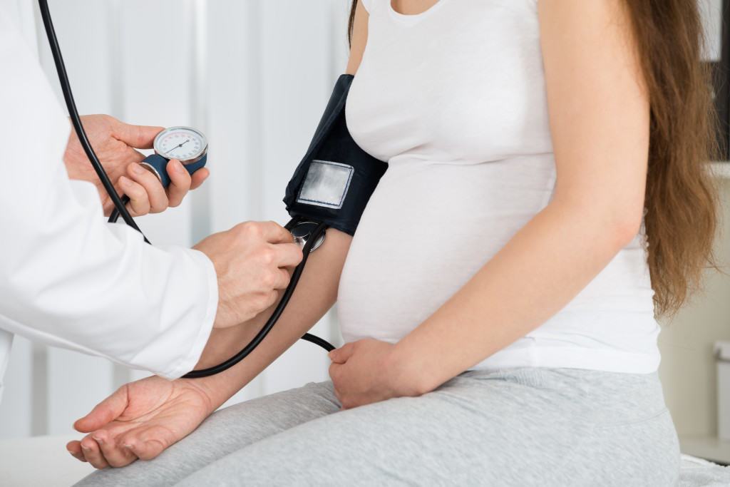 Cao huyết áp khi mang thai nguy hiểm không, nguyên nhân, phòng tránh
