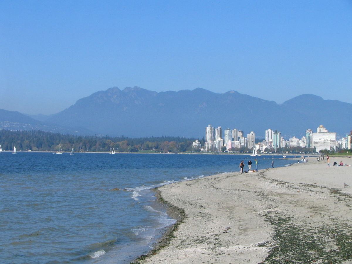 Kitsilano được mệnh danh là 1 trong 6 bãi biển đẹp nhất tại thành phố cảng Vancouver 