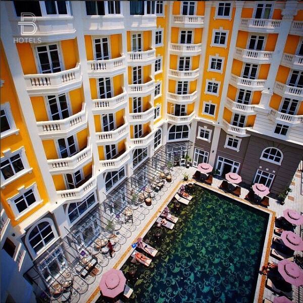 Hotel Royal Hoi An Mgallery vừa mang nét đẹp cổ kính pha lẫn hiện đại
