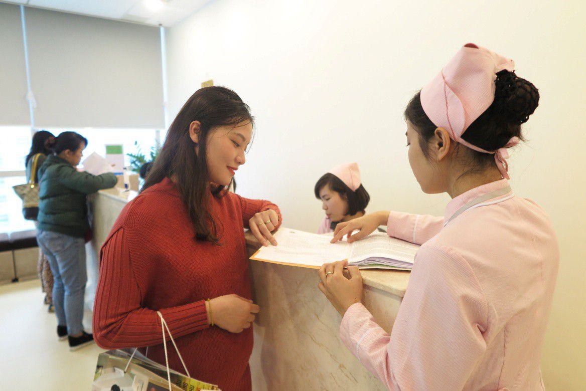Các dịch vụ thai sản trọn gói tại bệnh viện Hồng Ngọc giúp mẹ và bé an tâm hơn trong suốt thai kỳ và sau sinh 