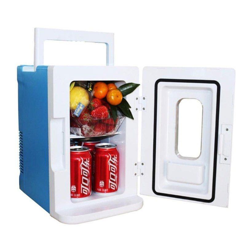 Tủ lạnh mini 10L có khoang chứa cứng cáp và khá rộng