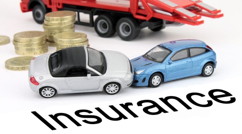 Có nên mua bảo hiểm trách nhiệm dân sự bắt buộc cho xe ô tô?