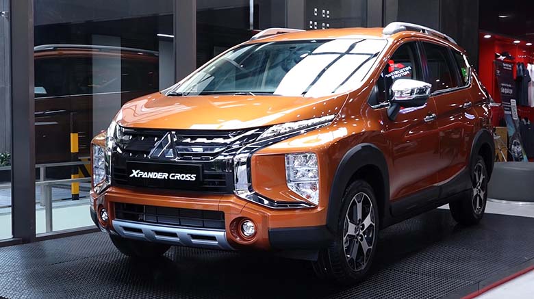 Cập nhật giá bán mẫu xe ô tô Mitsubishi mới nhất 2020 - 6