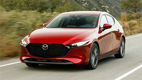 Mazda 3 2022 đẹp mê ly, trang bị động cơ Turbo, giá ngon, đấu Kia Cerato,