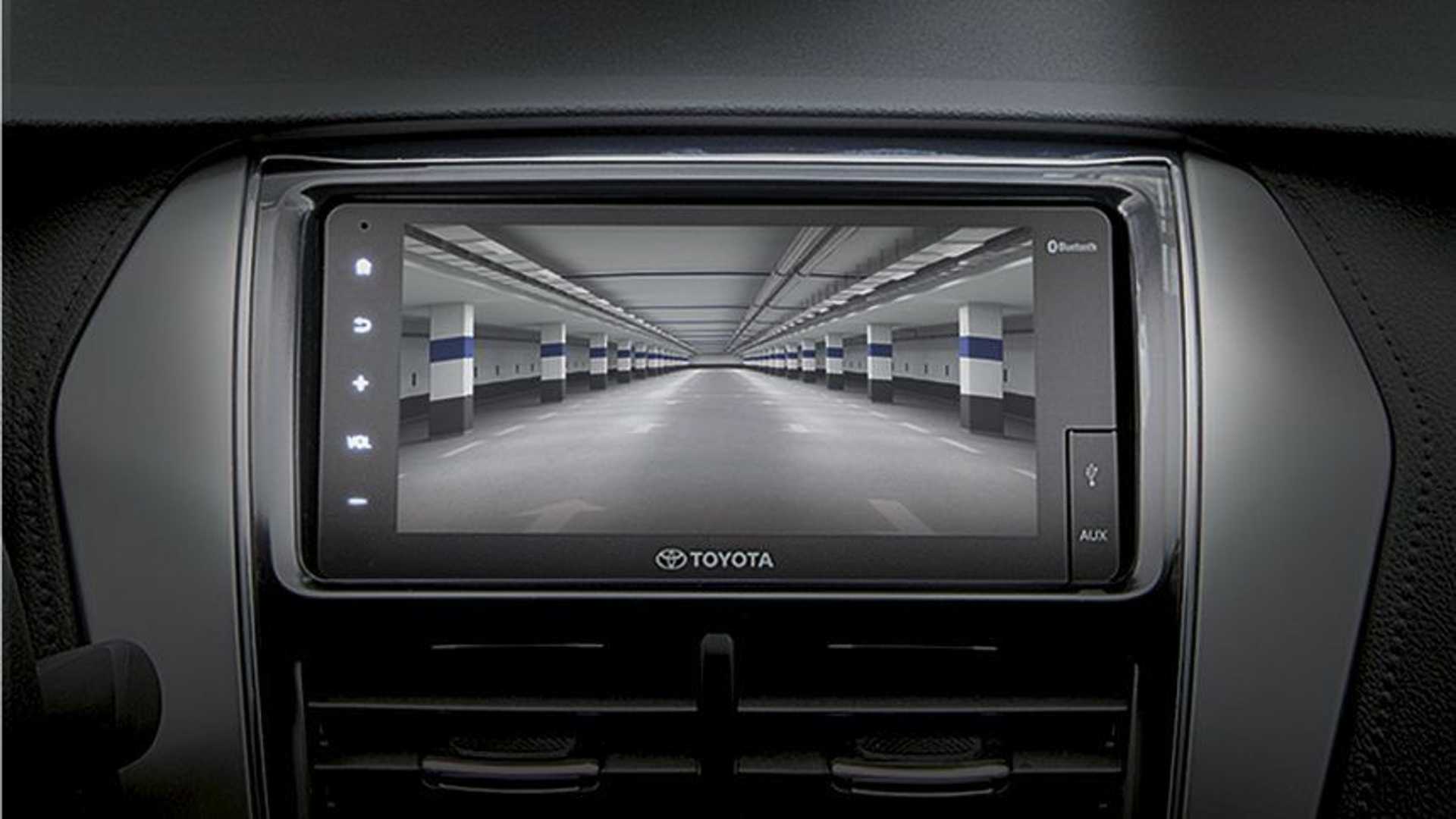 Toyota Yaris Sedã 2022 photo