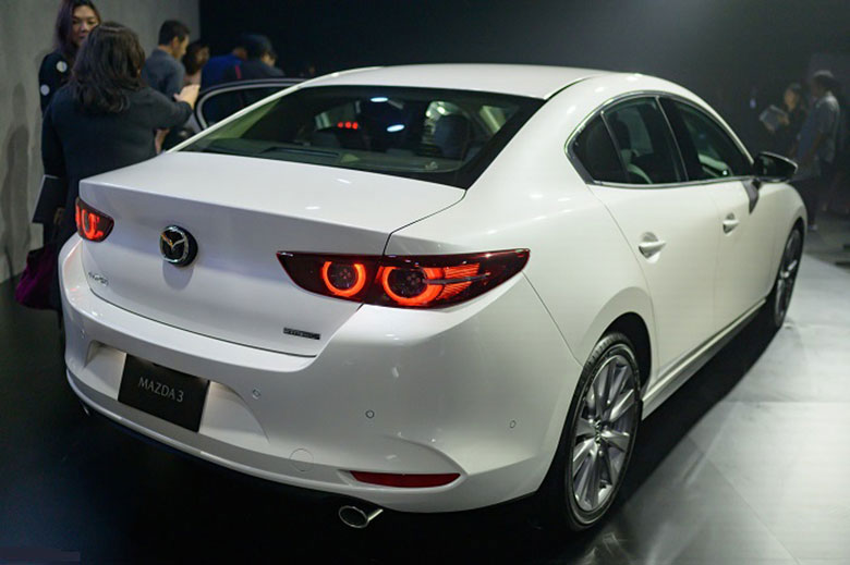 Ưu nhược điểm của Mazda 2020 kèm giá bán-3