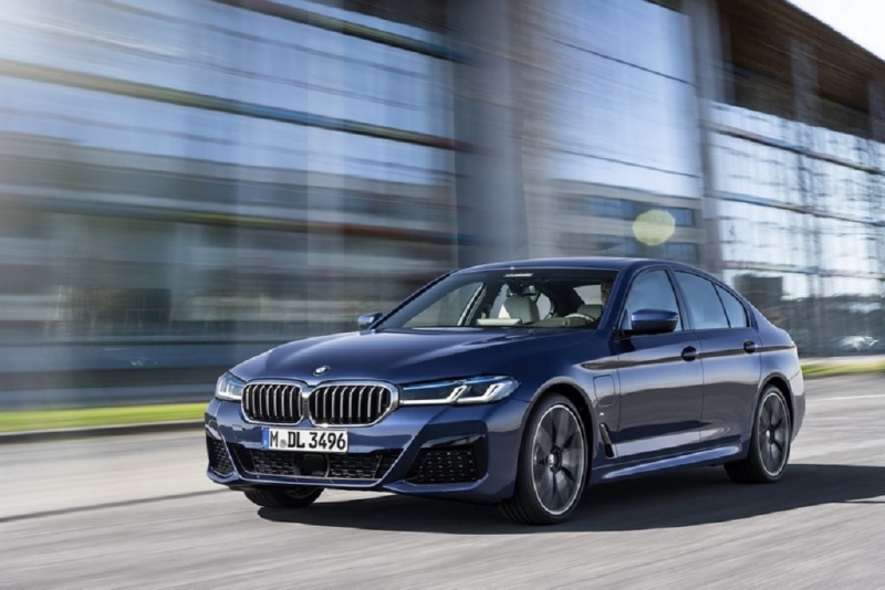 Khám phá bản nâng cấp BMW 5-Series 2022 vừa ra mắt
