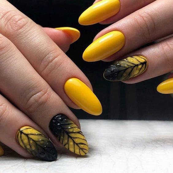 Những mẫu nail màu vàng đẹp mang lại may mắn quanh năm