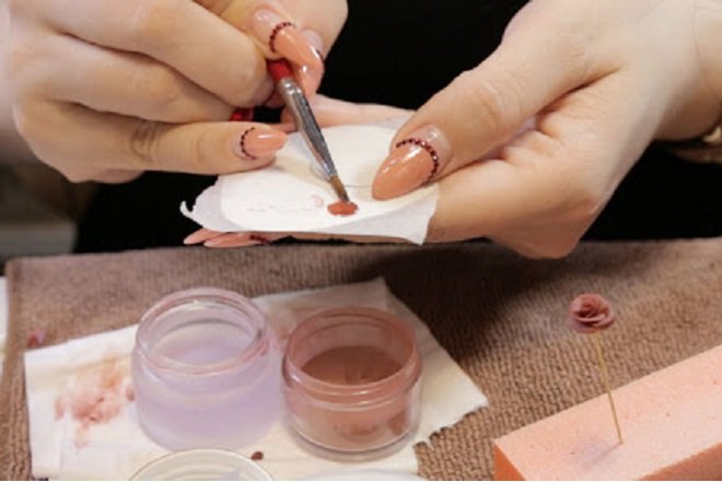 Đắp bột móng tay giá bao nhiêu tiền – cách tự đắp bột nail tại nhà
