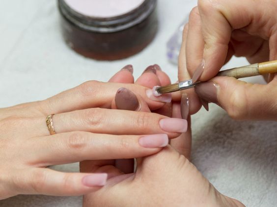 1000 từ tiếng anh ngành nghề nail cho người bắt đầu làm nail tại California
