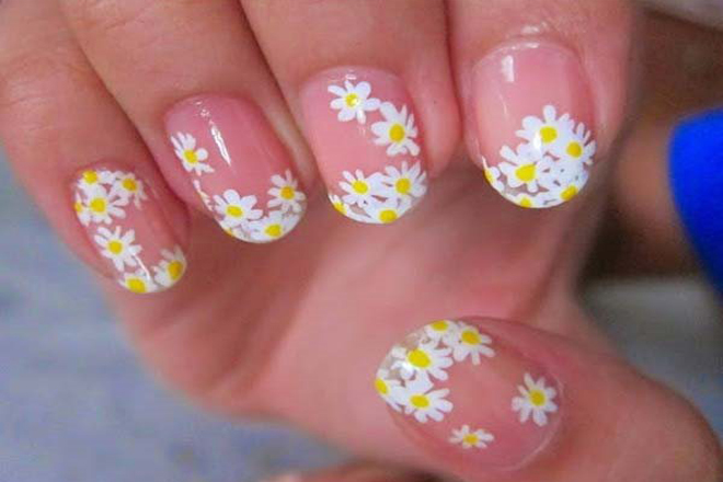 cách vẽ móng tay bằng tăm hình hoa cúc - Baotrithuc.vn